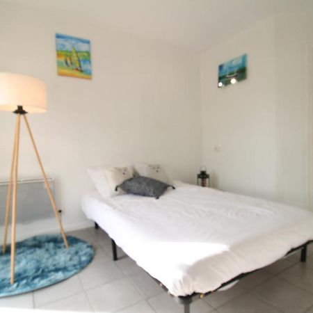La Petite Terrasse Apartment อองกูแลม ภายนอก รูปภาพ